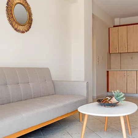 Apartment Lagadi 7 *